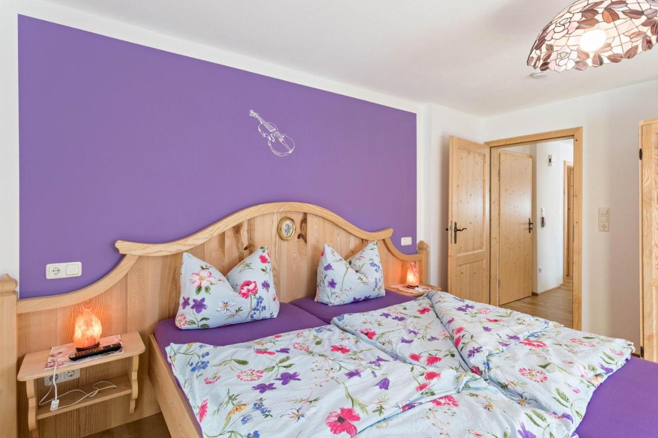 Ferienwohnung Amethyst ミッテンヴァルト エクステリア 写真